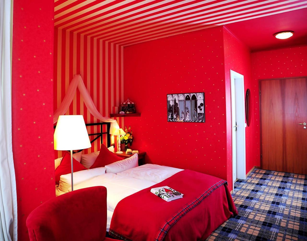 Deluxe Double Room,1091560002:JPEG